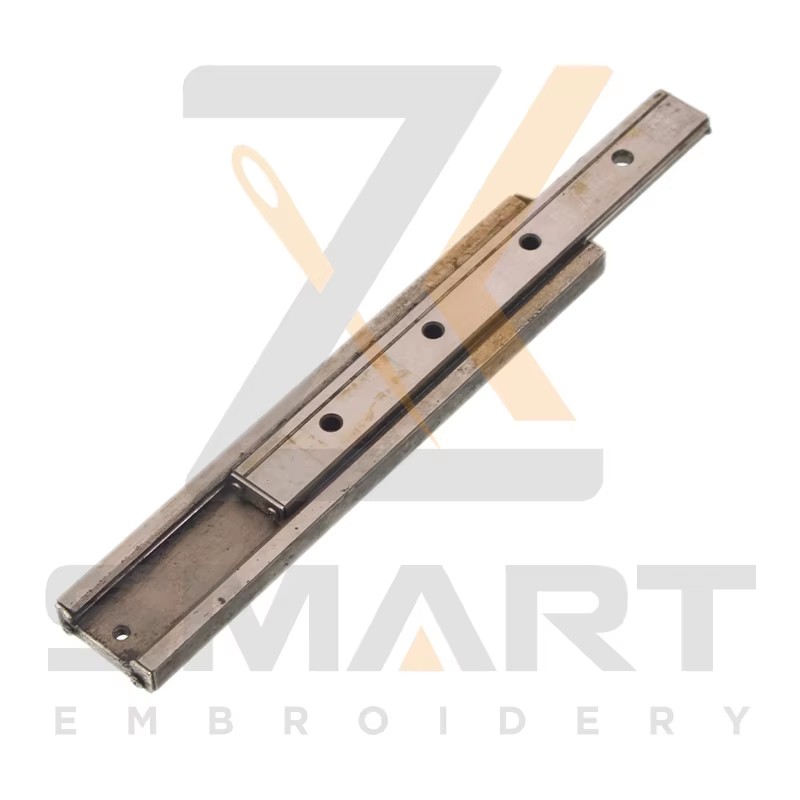 Použité originální 6 barev Tajima Looper Case Slide Unit Chenille Embroidery Machine Parts CL0233010600 CH018