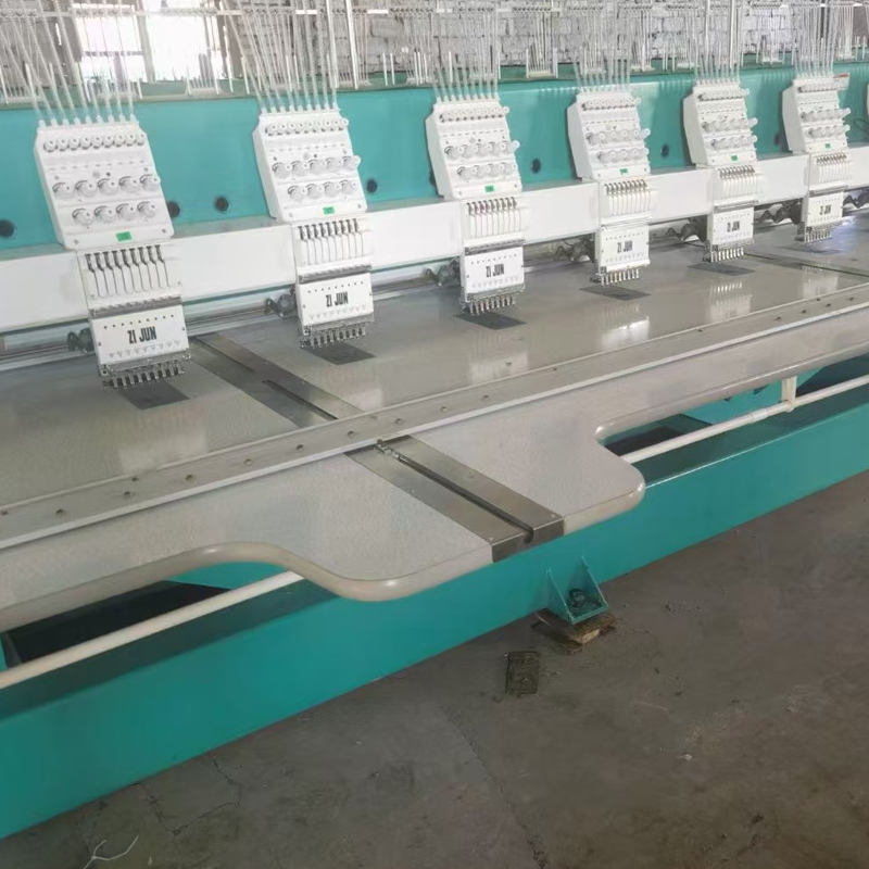 9 jehly 22 hlavy 400 hlavy vzdálenost vysokorychlostní Y750 použitý emboridery stroj